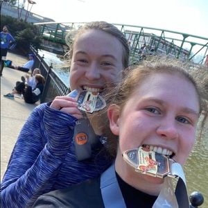 Meet your Posher, Natalie